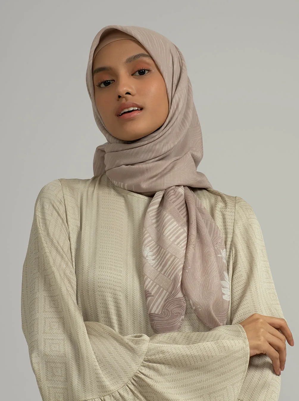 BHANAVI SCARF DESERT DUNE