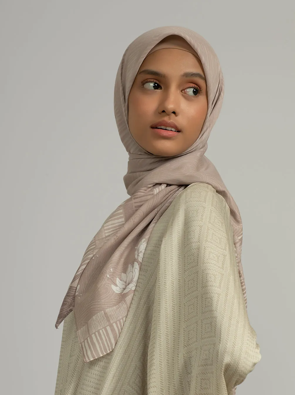 BHANAVI SCARF DESERT DUNE
